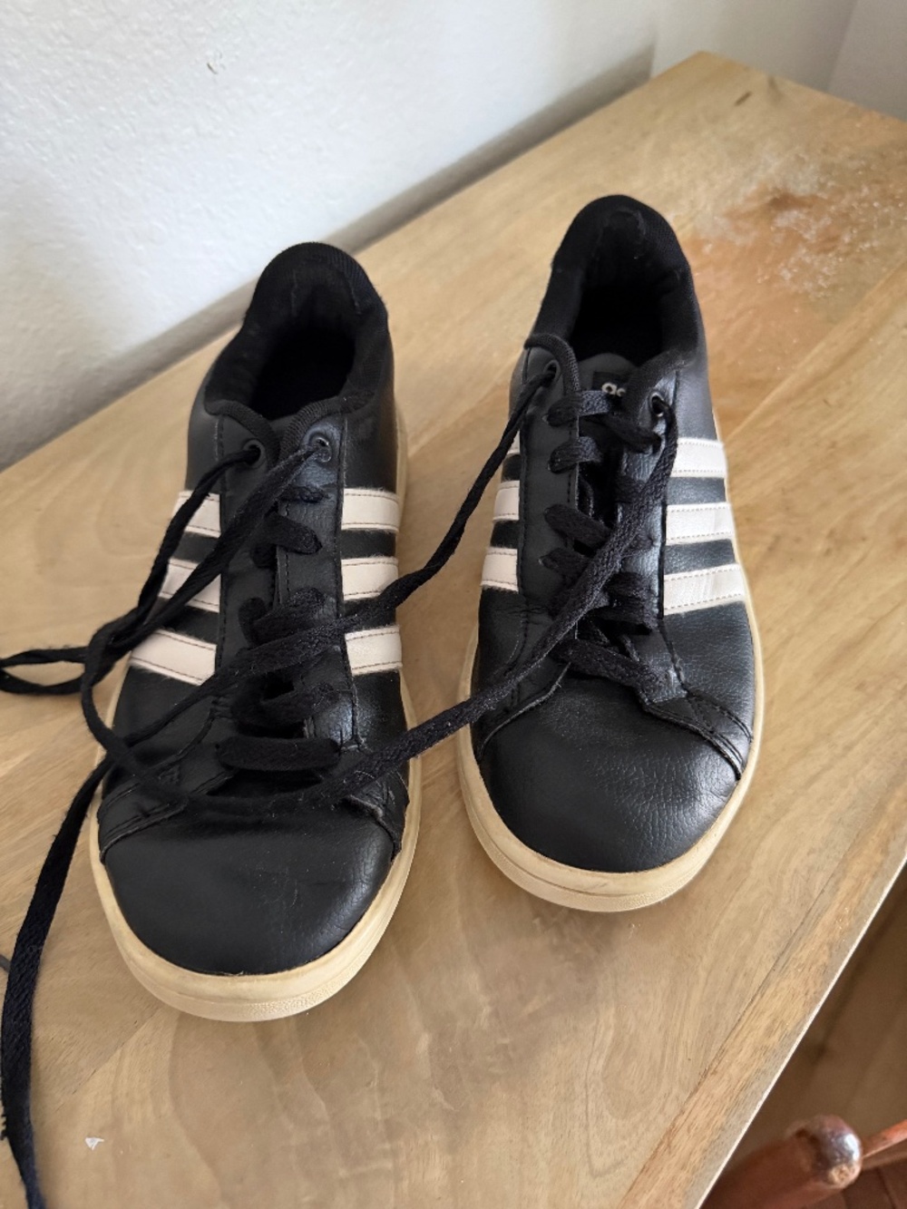 Adidas black 6.5